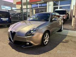 Grigio Usata 2017 Alfa Romeo Giulietta Super Tre volumi | 11.990 € (Buon prezzo)
