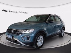 Petroleum blue Usata 2022 VW T-Roc Life SUV | 25.300 € (Buon prezzo)