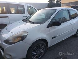 Bianco Usata 2011 Renault Clio II Due volumi | 1700 € (Super prezzo)