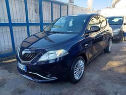 Blu Usata 2017 Lancia Ypsilon Gold Due volumi | 7500 € (Ottimo prezzo)