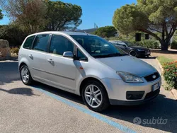 Usata 2004 Ford C-MAX Monovolume | 1900 € (Buon prezzo)