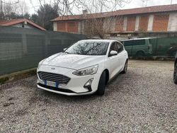 Usata 2018 Ford Focus Business Edition Tre volumi | 9800 € (Buon prezzo)