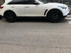 Usata 2015 Infiniti QX70 SUV | 16.900 € (Cara)