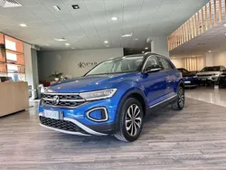Blu Usata 2022 VW T-Roc Advance SUV | 28.900 € (Buon prezzo)