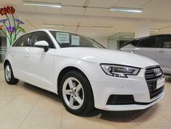Bianco Usata 2019 Audi A3 Sportback g-tron Business Due volumi | 18.200 € (Buon prezzo)