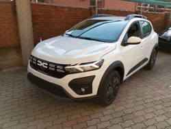 Bianco Usata 2024 Dacia Sandero Expression Due volumi | 16.590 € (Buon prezzo)