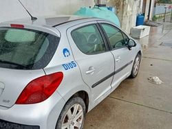 Grigio Usata 2007 Peugeot 207 Due volumi | 900 € (Super prezzo)
