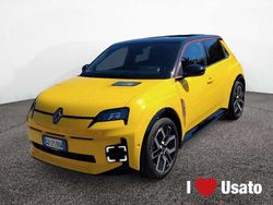 Giallo Usata 2024 Renault R5 Iconic Due volumi | 29.900 € (Buon prezzo)