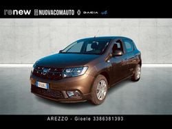 Oro Usata 2019 Dacia Sandero Comfort Tre volumi | 9500 € (Buon prezzo)