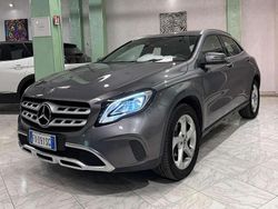 Grigio Usata 2019 Mercedes GLA200 SUV | 19.900 € (Buon prezzo)