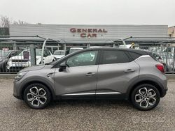 Grigio scuro Usata 2021 Renault Captur Intens SUV | 10.500 € (Super prezzo)