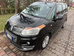 Nero Usata 2010 Citroën C3 Picasso Monovolume | 3400 €