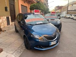 Blu Usata 2022 Lancia Ypsilon S Due volumi | 9900 € (Ottimo prezzo)