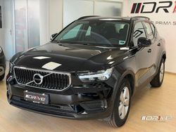 Nero Usata 2022 Volvo XC40 Core SUV | 24.900 € (Ottimo prezzo)