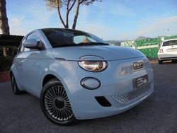 Blu/azzurro(met.) Usata 2020 Fiat 500e Business Tre volumi | 11.900 € (Ottimo prezzo)
