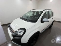 Bianco Usata 2023 Fiat Panda Garmin Tre volumi | 12.900 € (Molto cara)