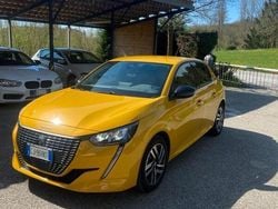 Giallo Usata 2022 Peugeot 208 Due volumi | 13.400 € (Buon prezzo)