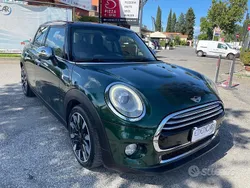 Verde Usata 2015 Mini Cooper D Business Due volumi | 7990 € (Super prezzo)