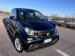 Nero Usata 2018 Smart ForFour Passion Due volumi | 15.990 € (Molto cara)