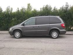 Grigio Usata 2007 Chrysler Voyager Monovolume | 5500 € (Molto cara)