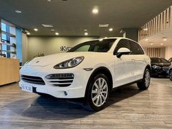Bianco Usata 2010 Porsche Cayenne SUV | 21.900 € (Buon prezzo)