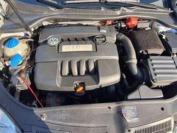 Grigio Usata 2007 VW Golf V Comfortline Tre volumi | 3800 €