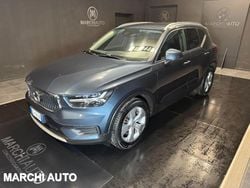 Grigio Usata 2021 Volvo XC40 Momentum SUV | 24.900 € (Buon prezzo)