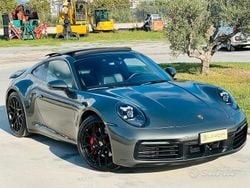 Verde aventurine Usata 2023 Porsche 911 Carrera 4S Coupé | 144.999 € (Buon prezzo)