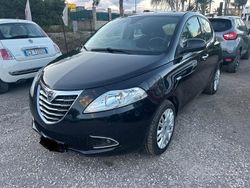 Nero Usata 2014 Lancia Ypsilon S Due volumi | 7400 € (Buon prezzo)
