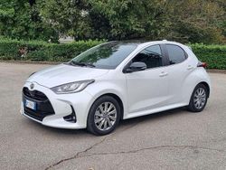 Bianco Usata 2023 Mazda 2 Due volumi | 18.900 € (Buon prezzo)