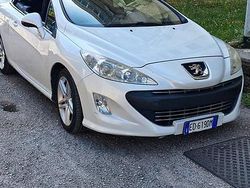 Bianco Usata 2010 Peugeot 308 Coupé | 5699 €