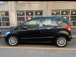 Nero Usata 2008 Mercedes A170 Elegance Tre volumi | 1800 €