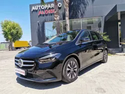 Nero Usata 2022 Mercedes B180 Executive Monovolume | 21.999 € (Buon prezzo)