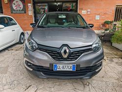 Grigio Usata 2018 Renault Captur SUV | 11.900 €