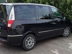 Blu/azzurro Usata 2009 Lancia Phedra Monovolume | 3800 € (Buon prezzo)