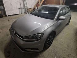Usata 2017 VW Golf VII Trendline Tre volumi | 9000 € (Super prezzo)