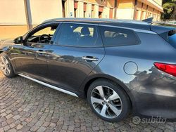 Grigio Usata 2016 Kia Optima Station wagon | 11.800 € (Molto cara)