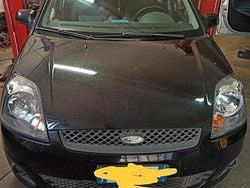 Nero Usata 2008 Ford Fiesta Due volumi | 1800 € (Ottimo prezzo)