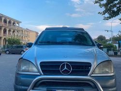 Grigio Usata 1999 Mercedes ML270 SUV | 2600 €