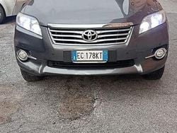 Grigio Usata 2010 Toyota RAV4 SUV | 5500 € (Ottimo prezzo)