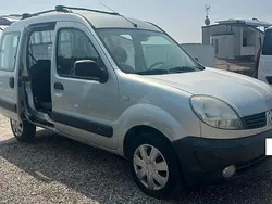 Grigio Usata 2009 Renault Kangoo Monovolume | 5500 € (Molto cara)