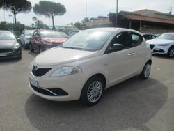 Beige Usata 2016 Lancia Ypsilon Due volumi | 7490 € (Buon prezzo)