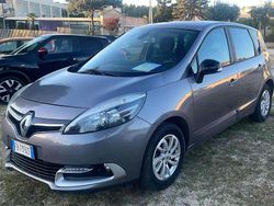 Grigio Usata 2016 Renault Scénic III LIMITED Monovolume | 5990 € (Ottimo prezzo)