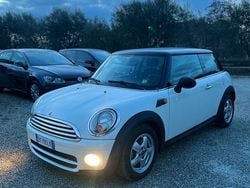 Beige Usata 2009 Mini Cooper Due volumi | 4200 € (Buon prezzo)