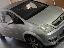 Usata 2006 Opel Meriva Monovolume | 949 € (Ottimo prezzo)