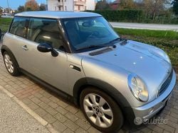 Grigio Usata 2005 Mini One D Seven Due volumi | 1990 € (Ottimo prezzo)