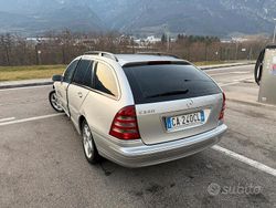 Grigio Usata 2003 Mercedes C220 Elegance Station wagon | 2400 € (Buon prezzo)
