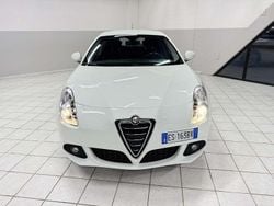 Bianco Usata 2013 Alfa Romeo Giulietta Progression Tre volumi | 7500 € (Buon prezzo)