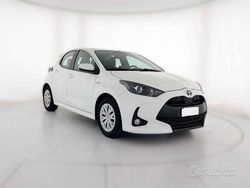 Non specificato Usata 2021 Toyota Yaris Hybrid Business Edition Tre volumi | 16.490 € (Ottimo prezzo)