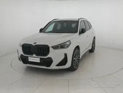 Alpin white pastello Usata 2023 BMW X1 M Sport SUV | 43.500 € (Ottimo prezzo)